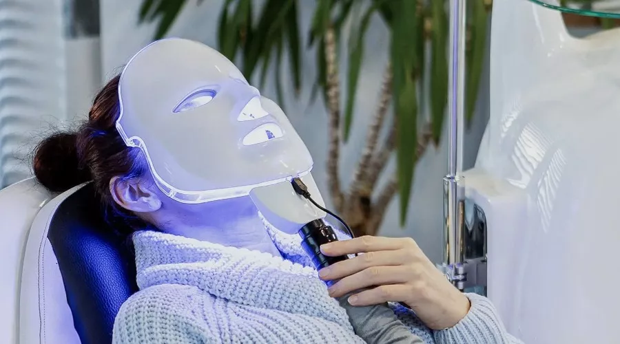 LED терапия лица 