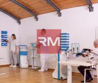 Аппарат роботизированной механотерапии верхних конечностей: тренажер для пассивной/активной разработки кисти рук - 2